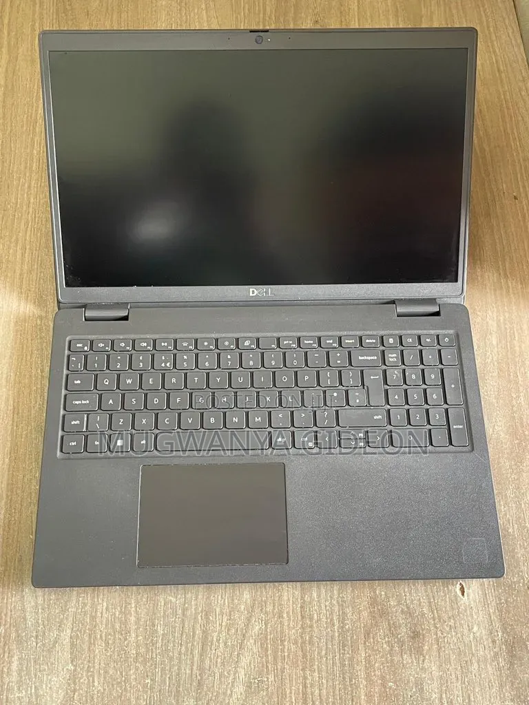 New Laptop Dell Latitude 3520 16GB Intel Core i5 SSD 256GB