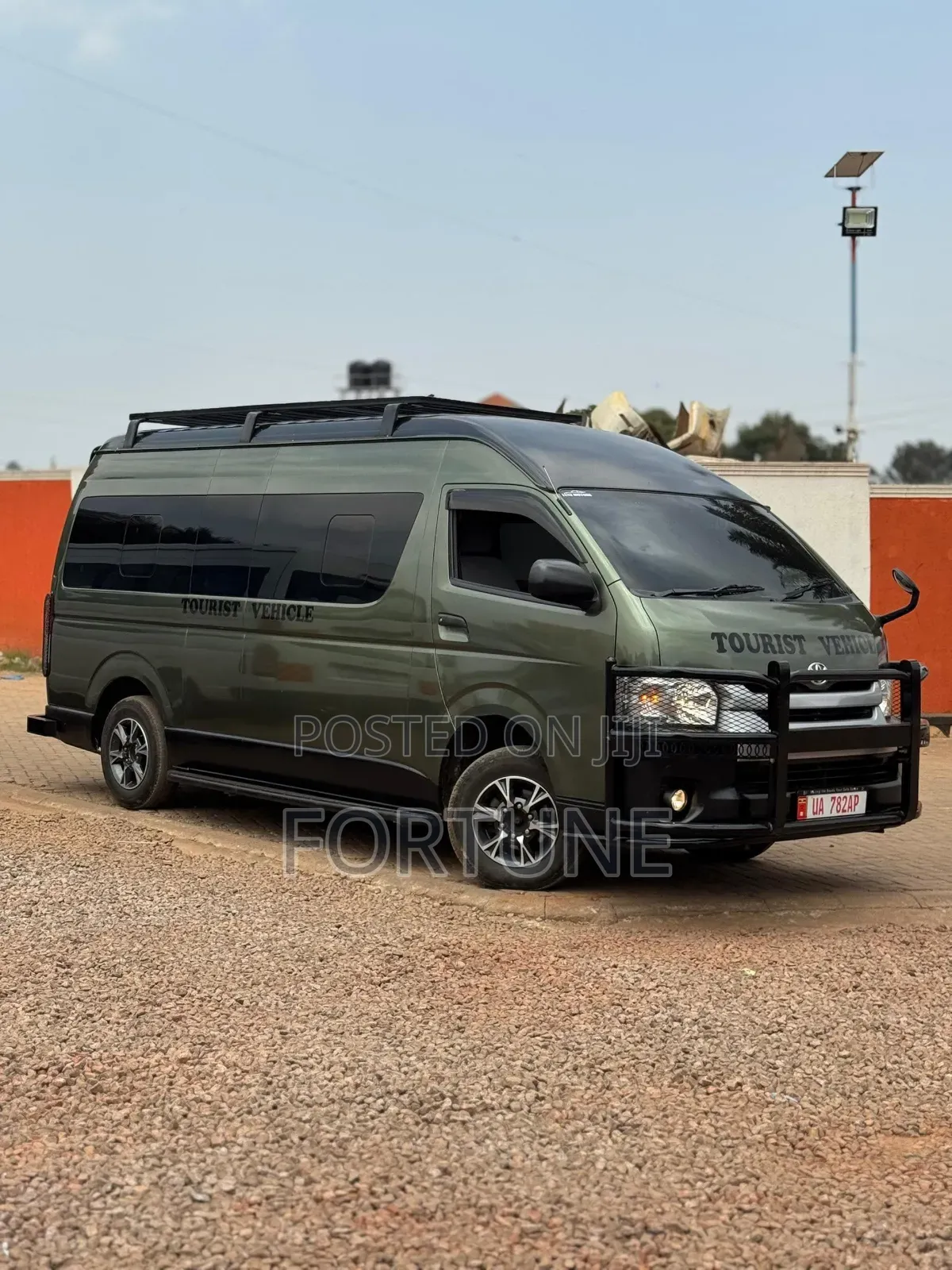 Tourist Van Per Day