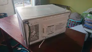 Hisense Microwave 20L