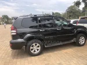 Toyota Land Cruiser Prado 2008 Black