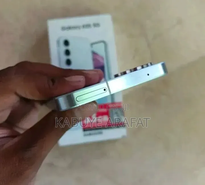 New Samsung Galaxy A55 256 GB White