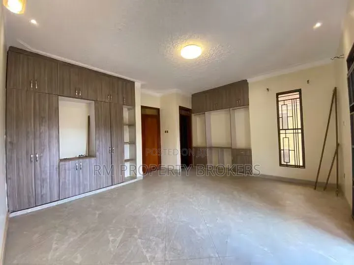3bdrm Apartment in Bunga, Central Division for rent