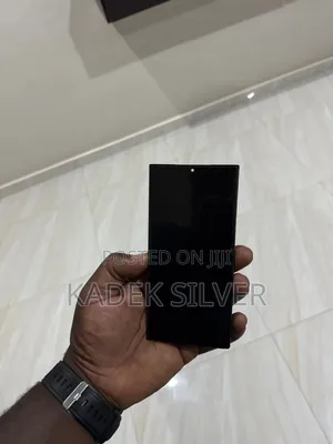 Samsung S23 U Screen