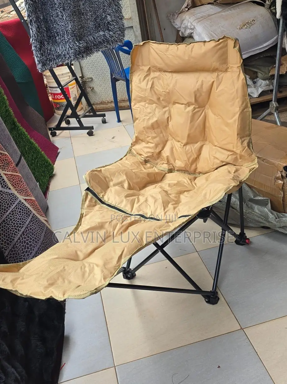 Foldable Camping Lounge Chair With Footrest - Beige