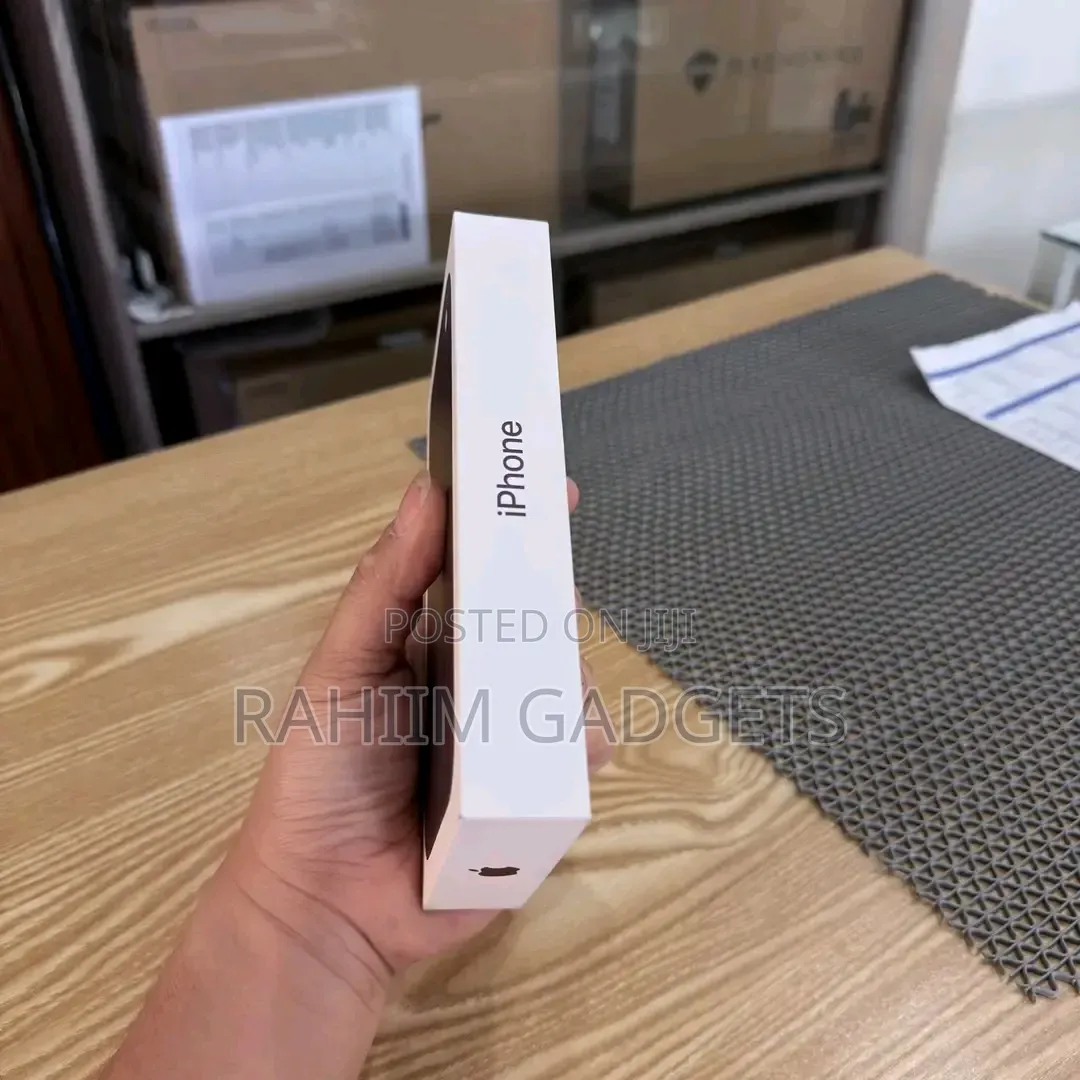 New Apple iPhone 18 Pro Max 256 GB Red