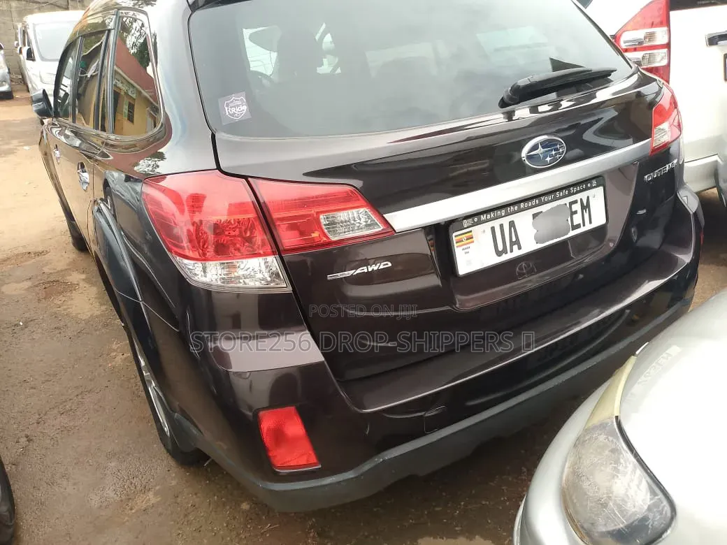 Subaru Outback 2.5i Premium CVT 2012 Brown