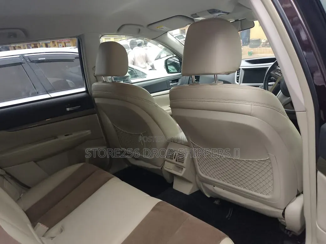 Subaru Outback 2.5i Premium CVT 2012 Brown