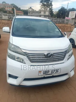 Toyota Vellfire 2018 White