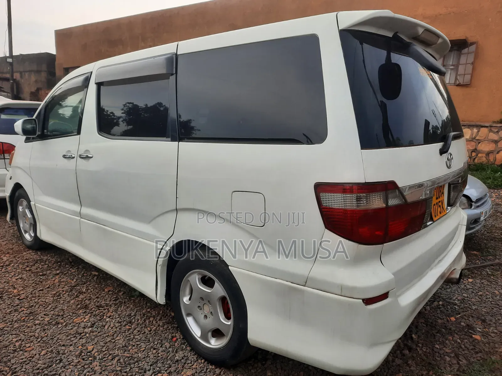 Toyota Alphard 2004 White