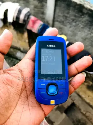 Nokia 2220 slide Blue