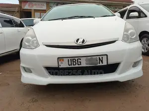Toyota Wish 2006 White