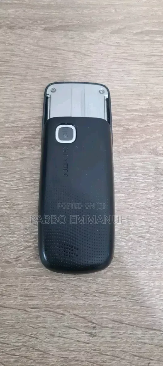 Nokia 2220 slide Red