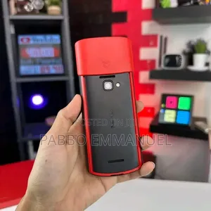 New Nokia 5710 XpressAudio Black