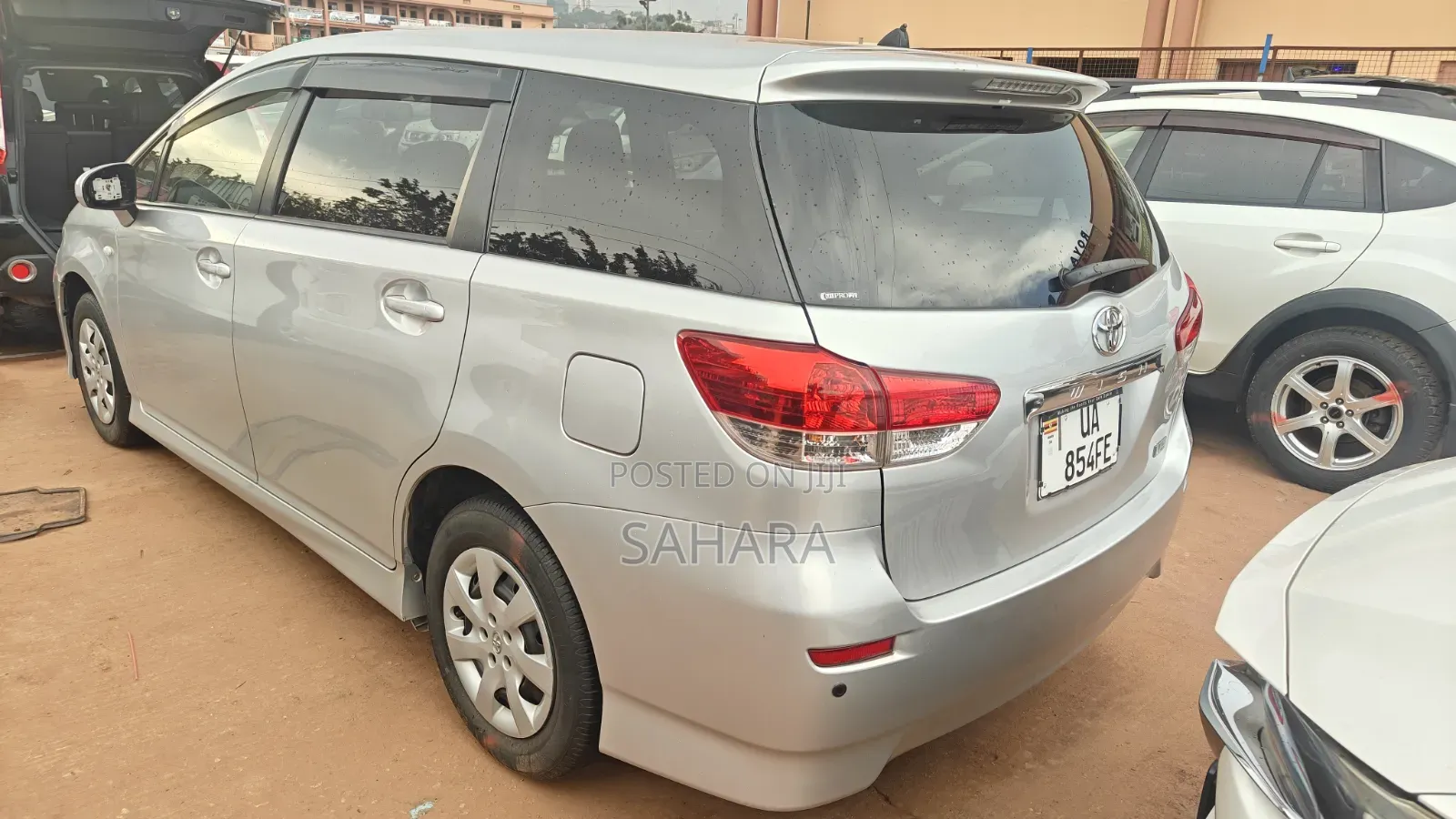 Toyota Wish 2012 Silver