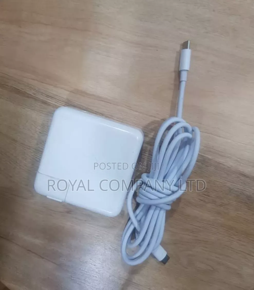 Macbook Charger 45w C-C Type