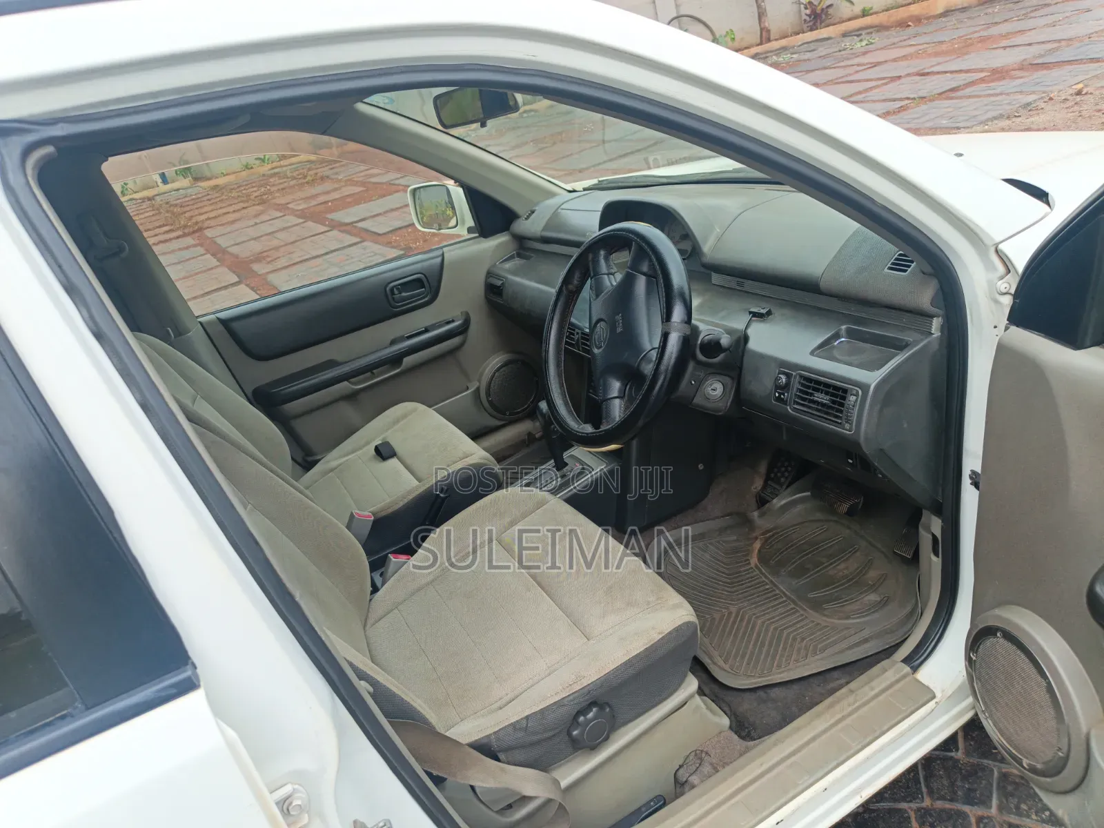 Nissan X-Trail 2000 White