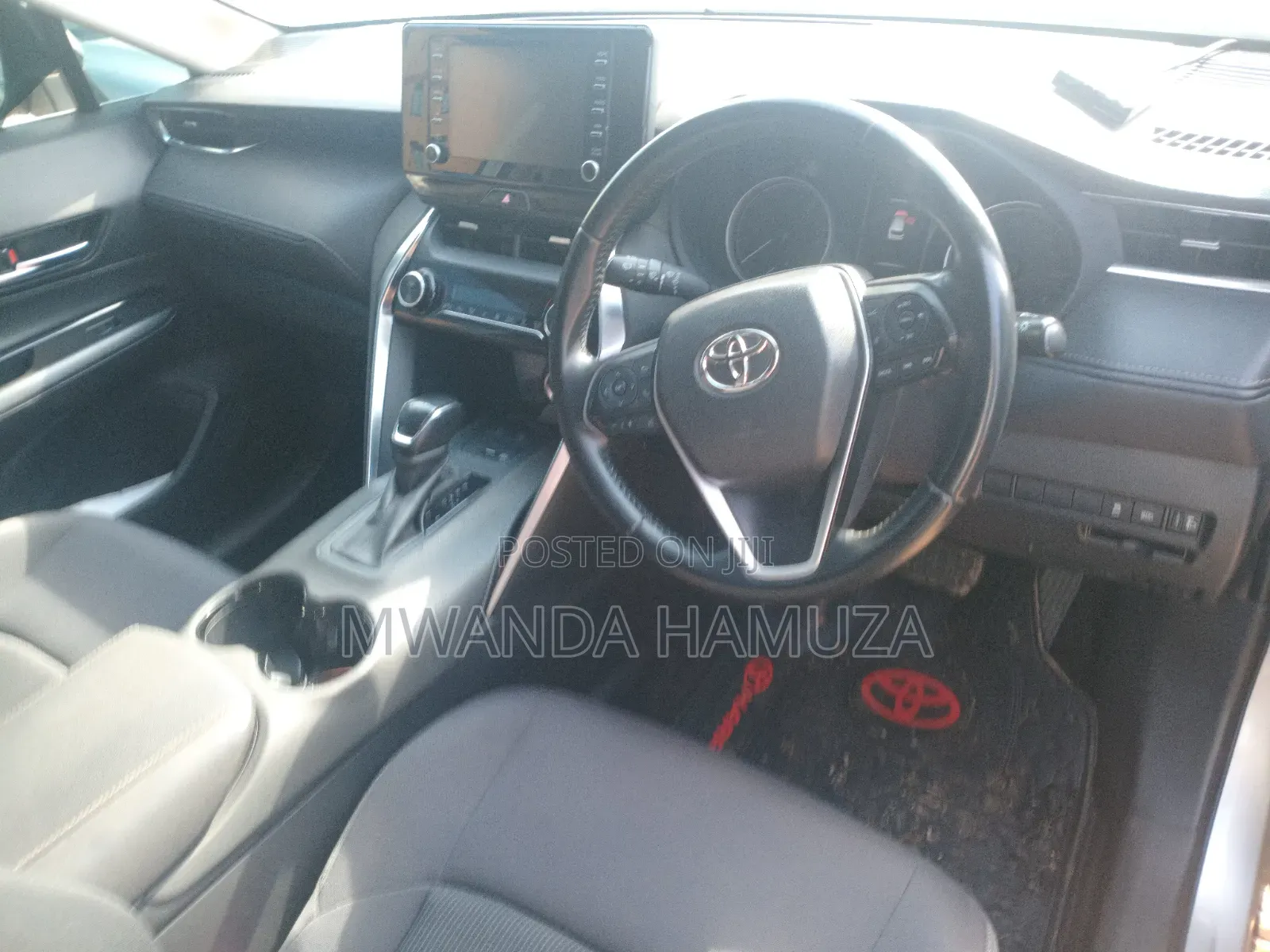 Toyota Harrier 2021 Silver