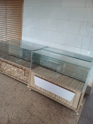 4 Feet Display Counter