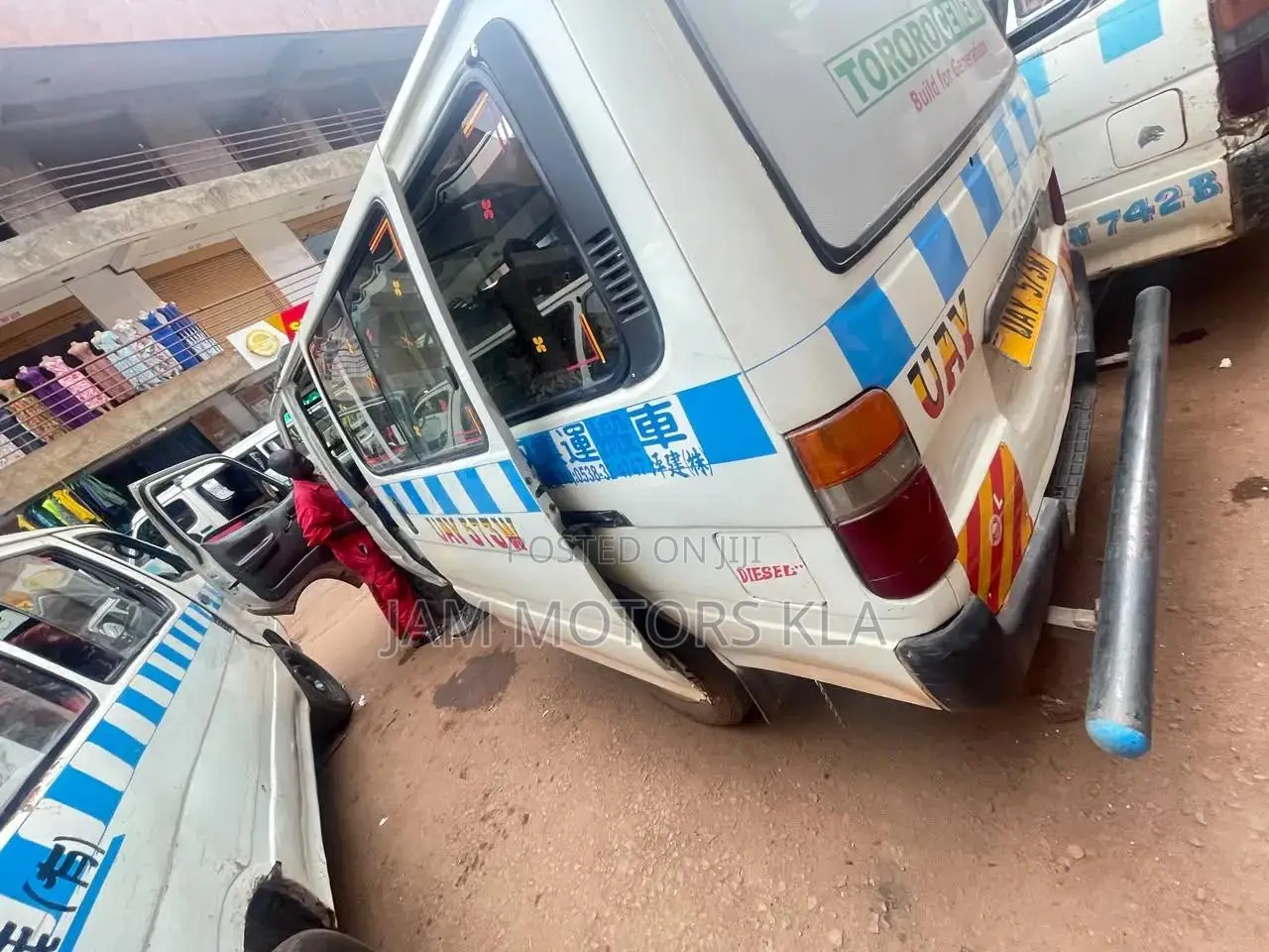 Toyota HiAce 1998 White