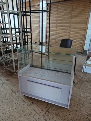 3 Ft 2 LAYERS DISPLAY COUNTER