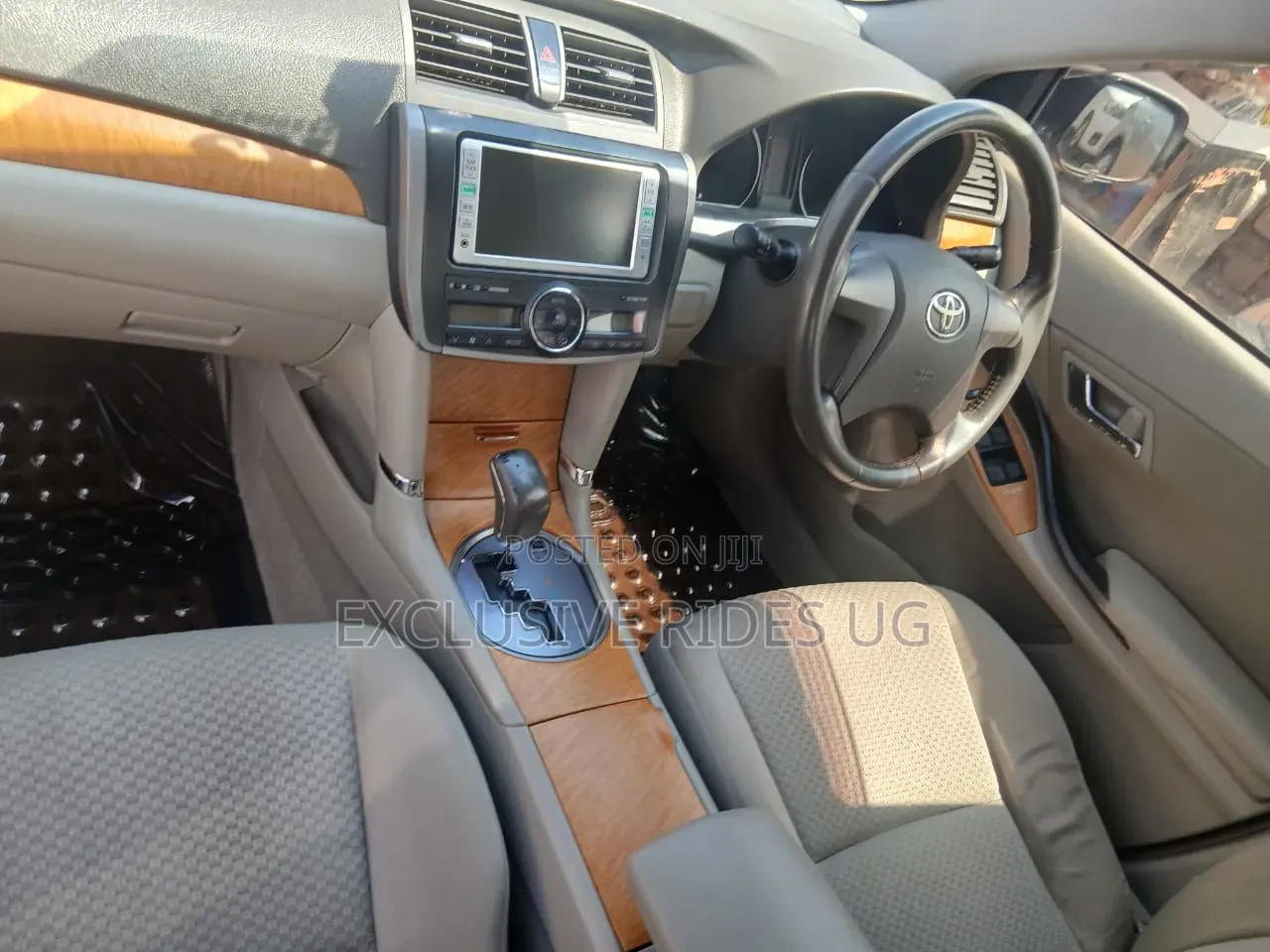 Toyota Premio 1.8 AWD 2009 White