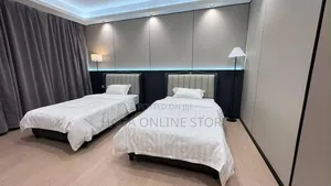 Hotel Twin Beds