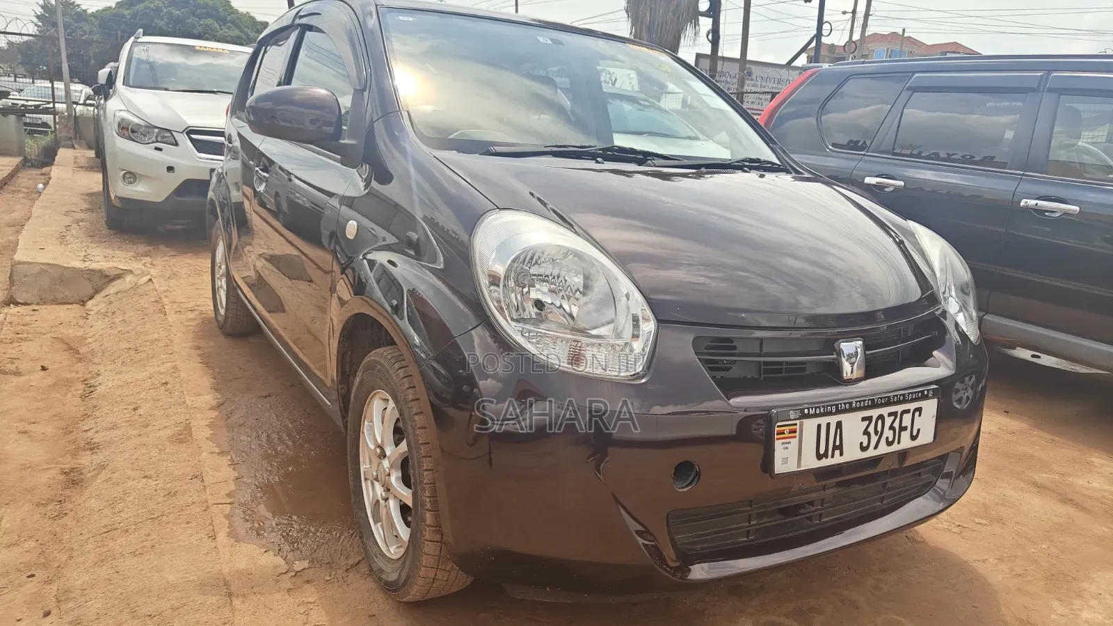 Toyota Passo 2011 Maroon