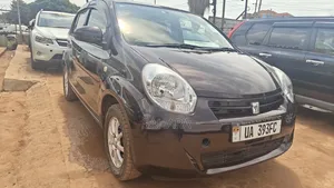 Toyota Passo 2011 Maroon