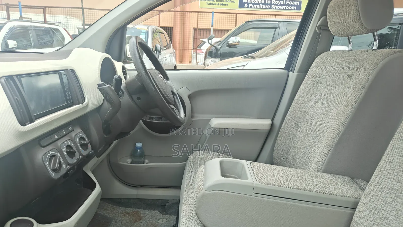 Toyota Passo 2011 Maroon