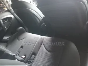 Toyota RAV4 2011 White
