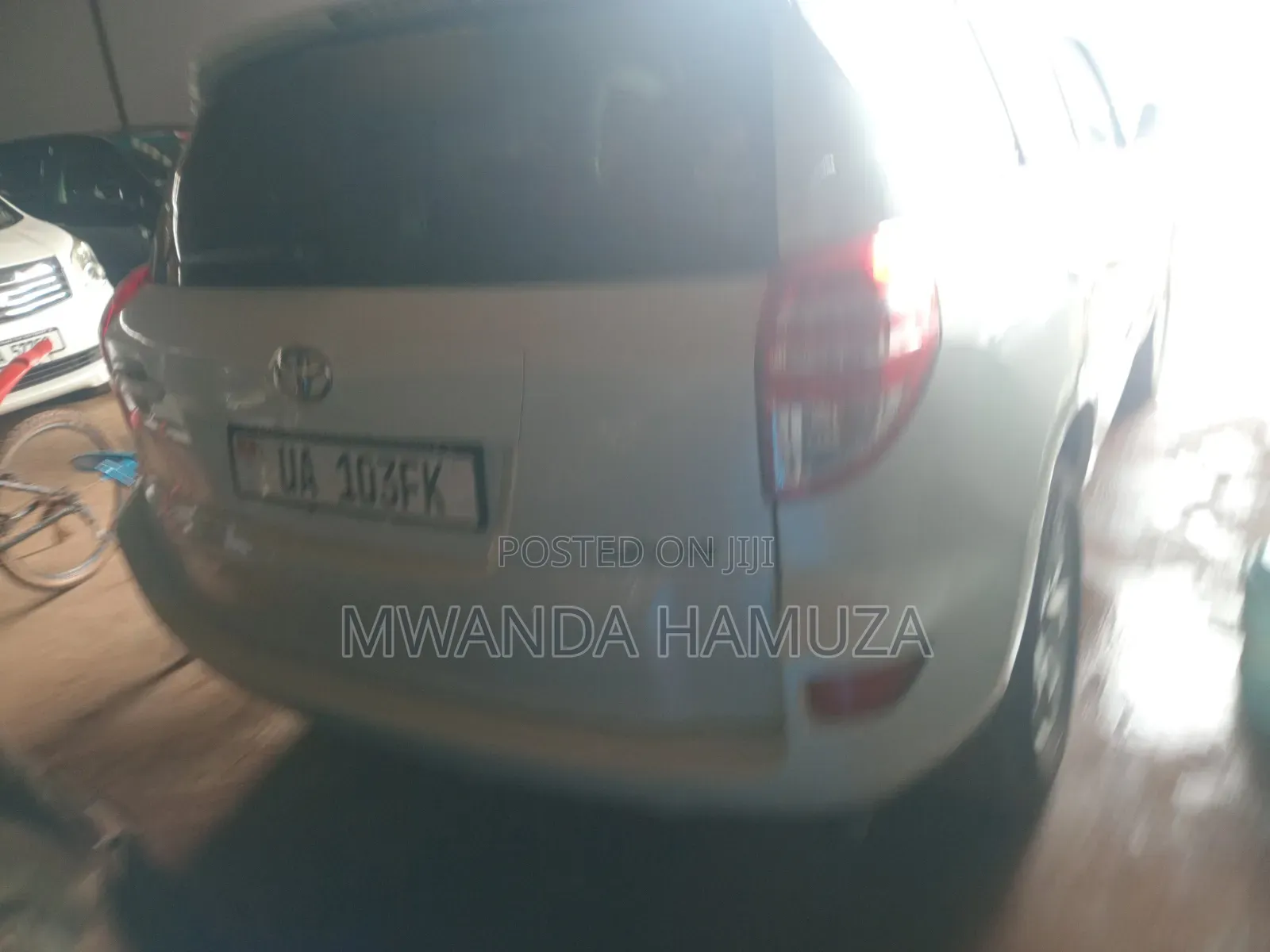 Toyota RAV4 2011 White