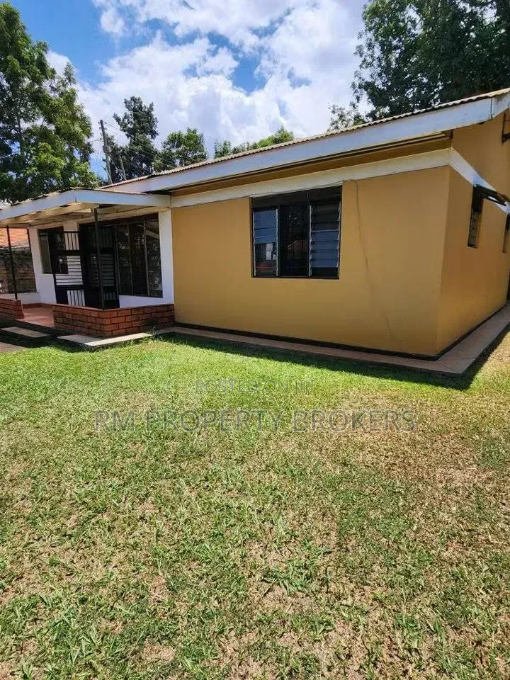 2bdrm Bungalow in Kansanga Kiwafu Rd, Central Division for rent