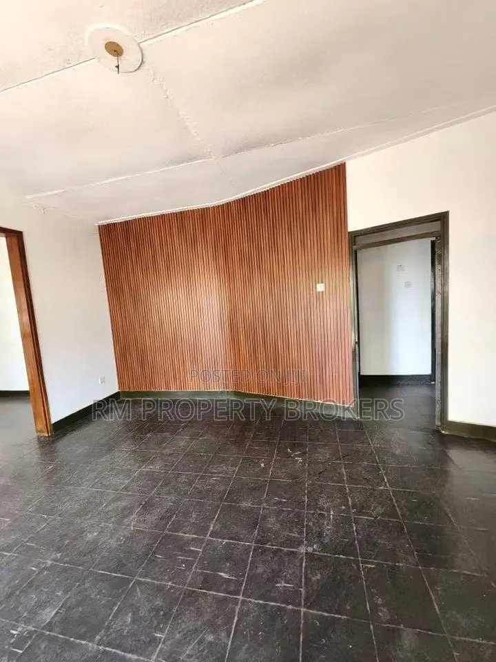 2bdrm Bungalow in Kansanga Kiwafu Rd, Central Division for rent