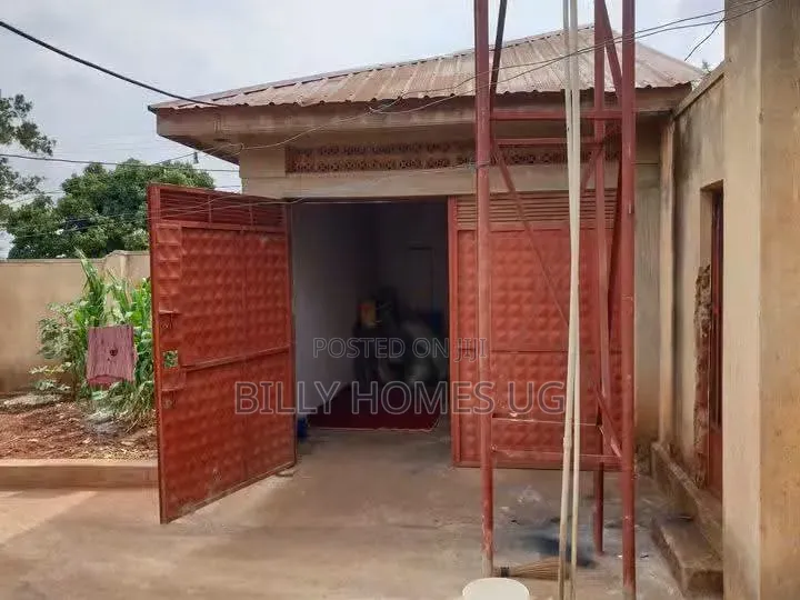 2bdrm House in Goma for sale