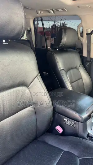 Land Cruiser V8 for Hire/Rent at Self Drive.