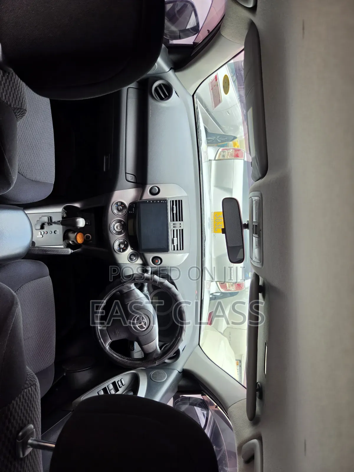 Toyota RAV4 2010 Silver