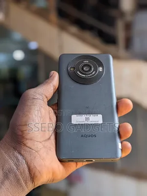 Sharp Aquos R8s pro 256 GB Black