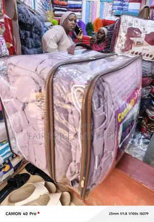 Quality Cotton Bedcover. 6*6 . Full Set Is 9pcs