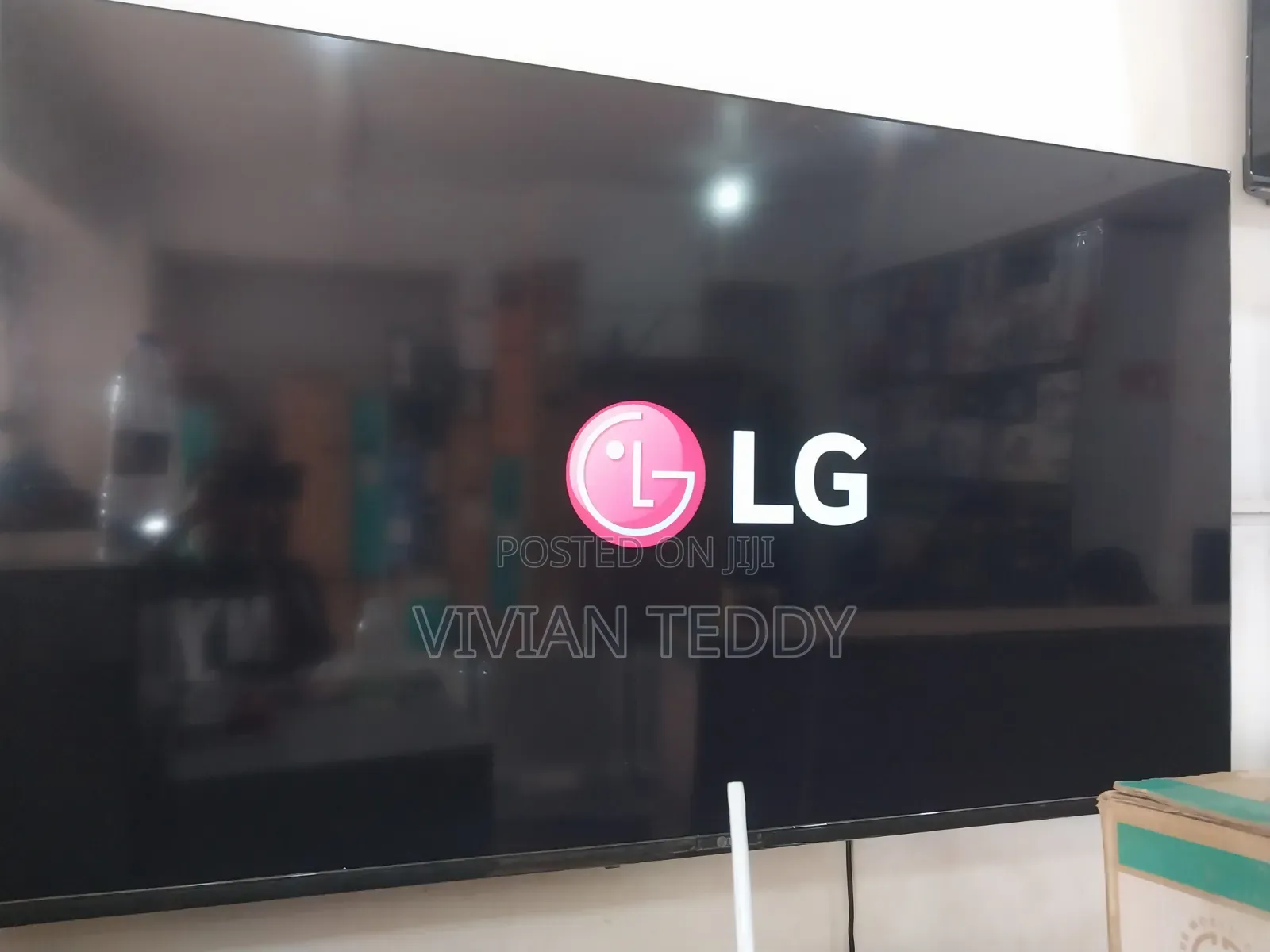 LG Smart TV 55"