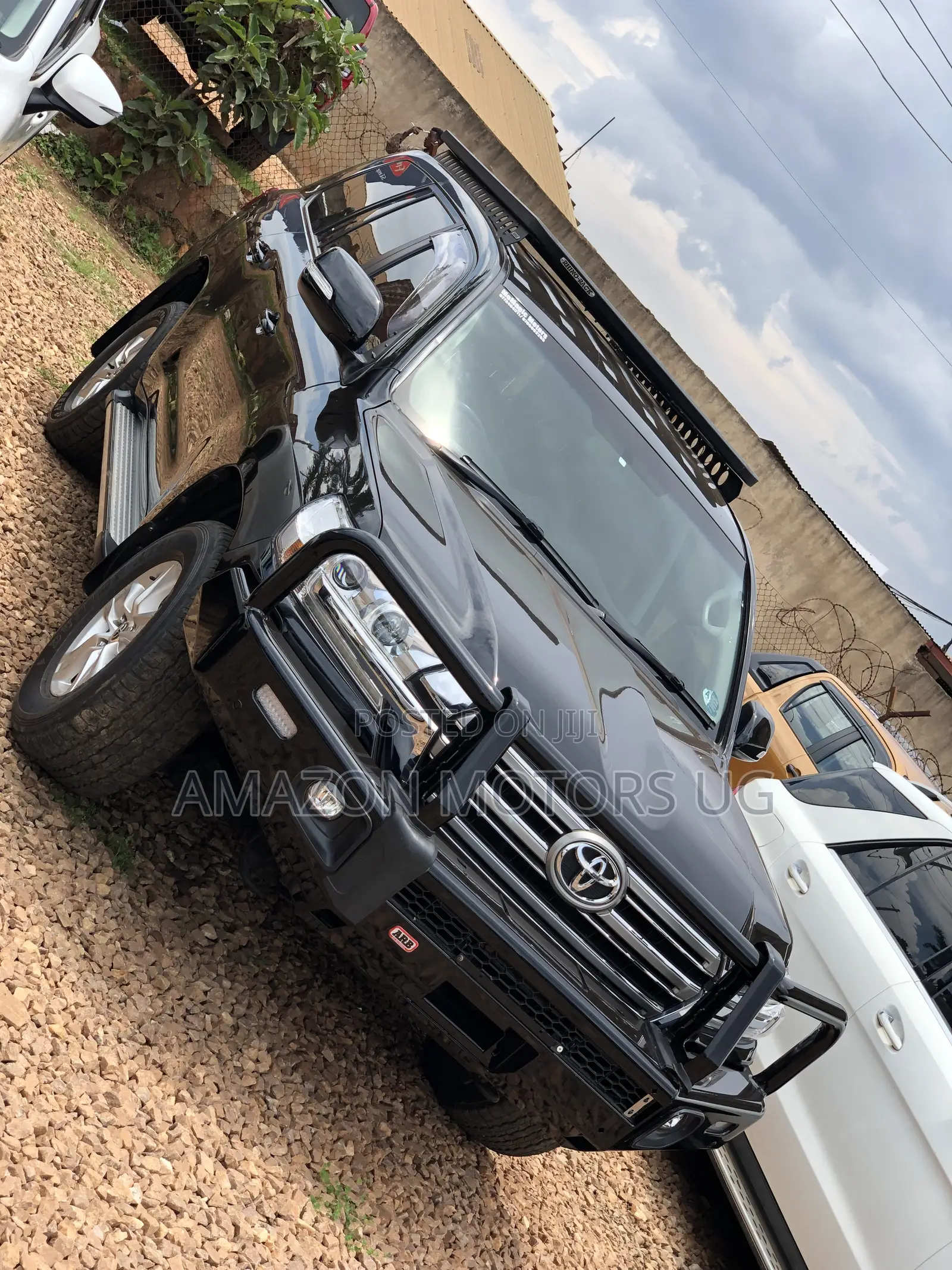 Toyota Land Cruiser 4.5 V8 VXR 2020 Black