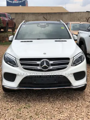 Mercedes-Benz GLE-Class GLE 350d 4MATIC 2018 White