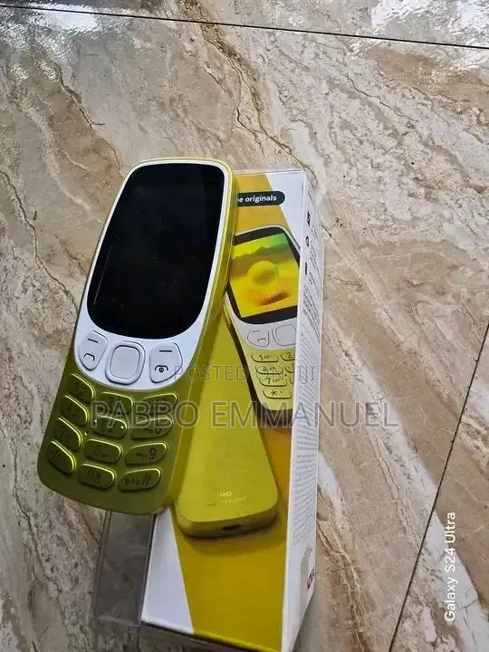 New Nokia 3210 Yellow