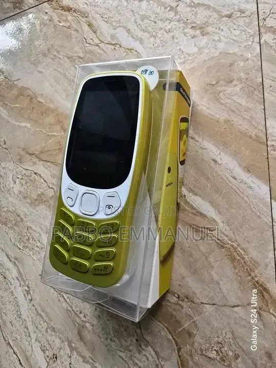 New Nokia 3210 Yellow