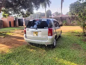 Toyota Raum 2006 Silver