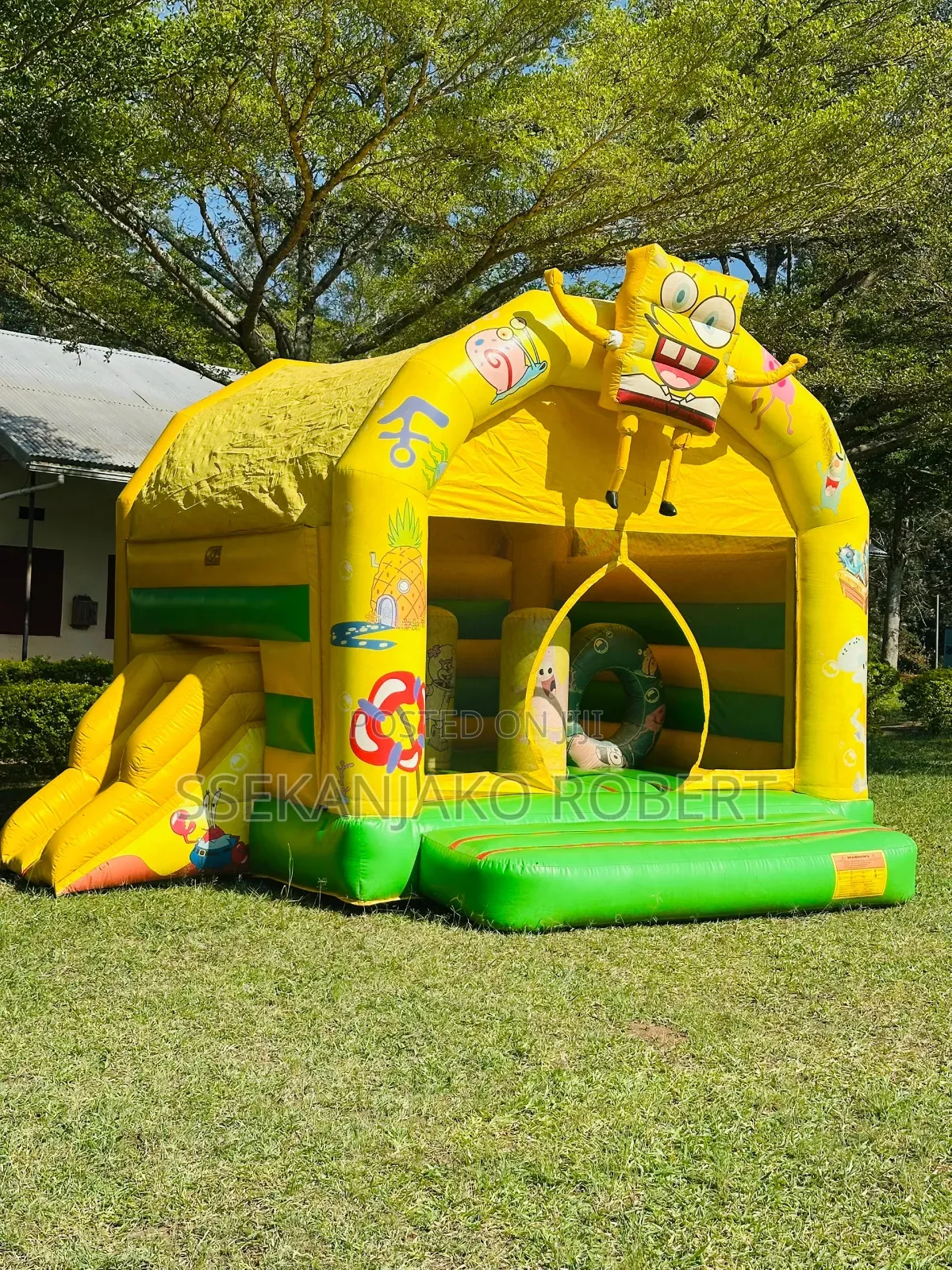 Bouncing Castle for Hire