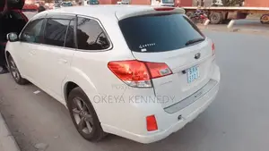 Subaru Outback 2012 White
