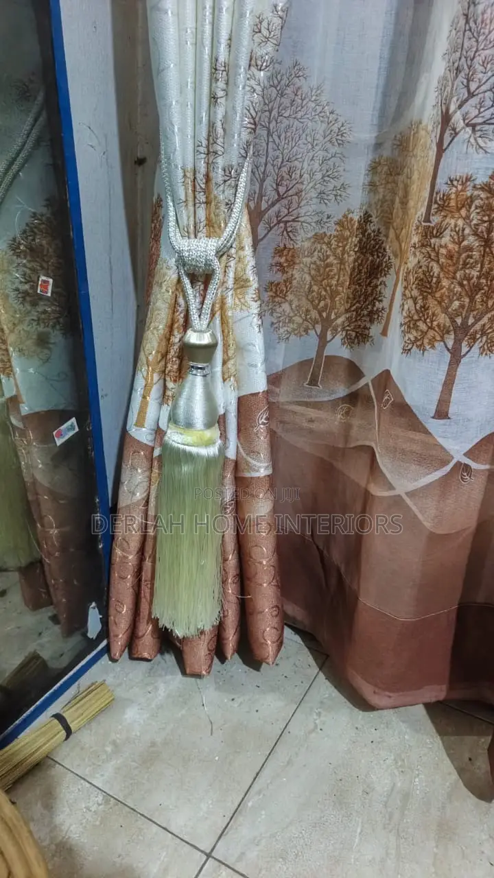 High Quality Curtain (Each Complete Meter )