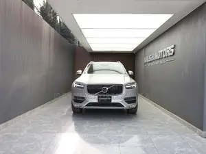 Volvo XC90 T5 Momentum AWD (2.0L 4cyl 8A) 2017 Beige