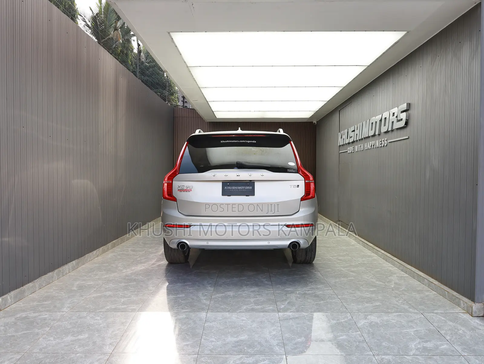 Volvo XC90 T5 Momentum AWD (2.0L 4cyl 8A) 2017 Beige