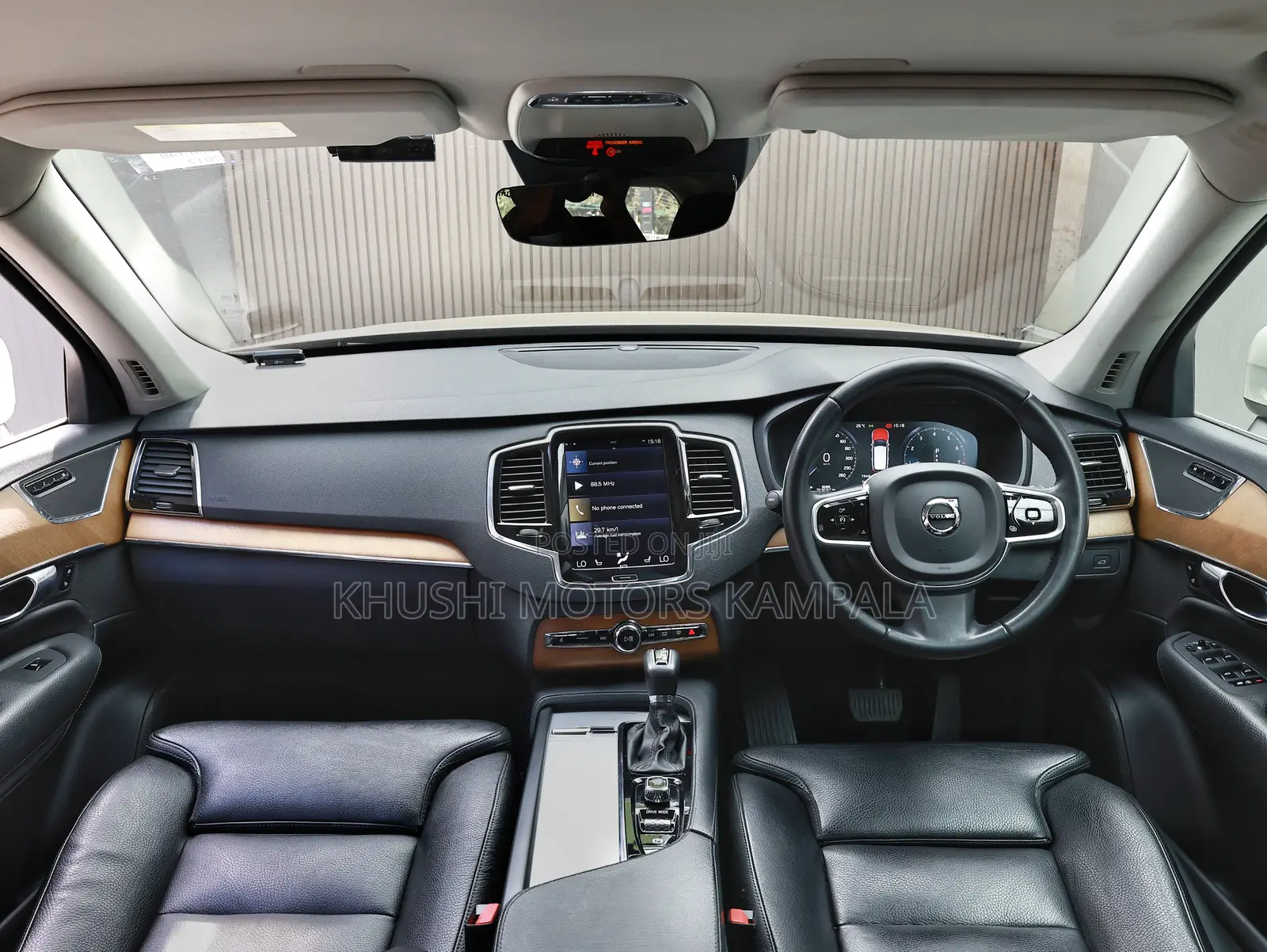 Volvo XC90 T5 Momentum AWD (2.0L 4cyl 8A) 2017 Beige